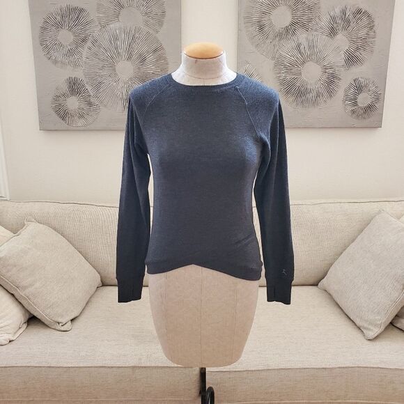 Danskin Criss Cross Tunic Shirt Sweatshirt - size Large in Gray. - Picture 1 of 13